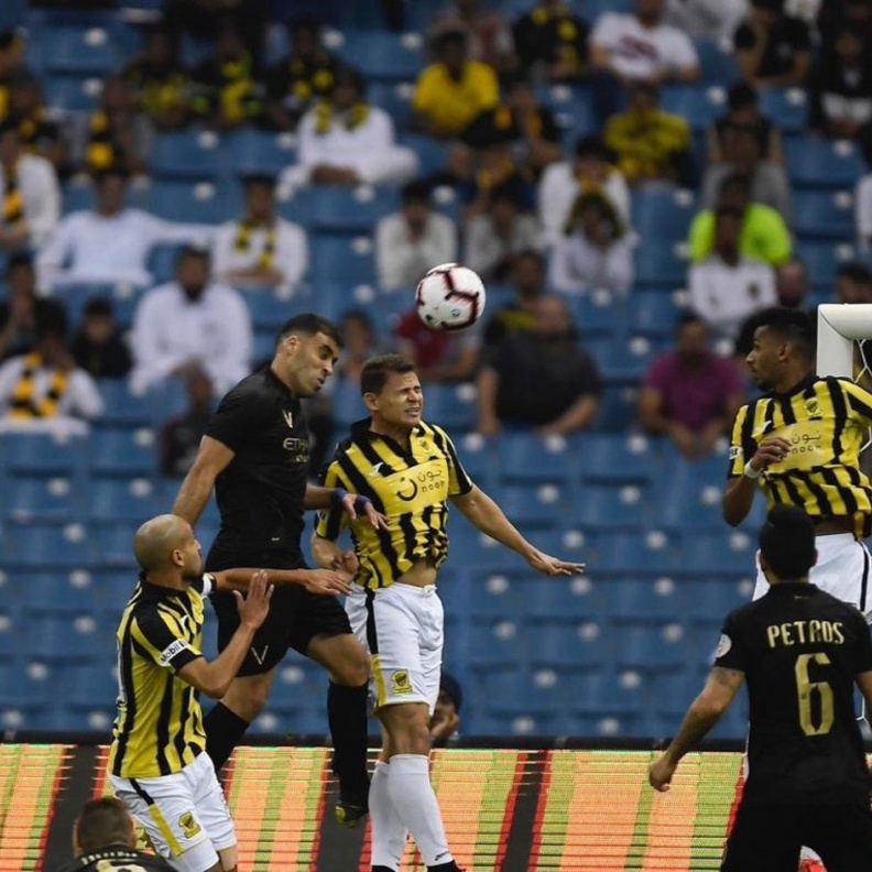 الاتحاد يهزم النصر