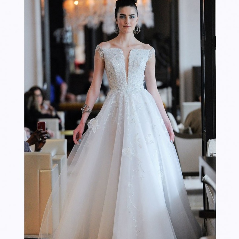 تشكيلة ايناس دي سانتو - اسبوع الموضة العرائسي نيويورك