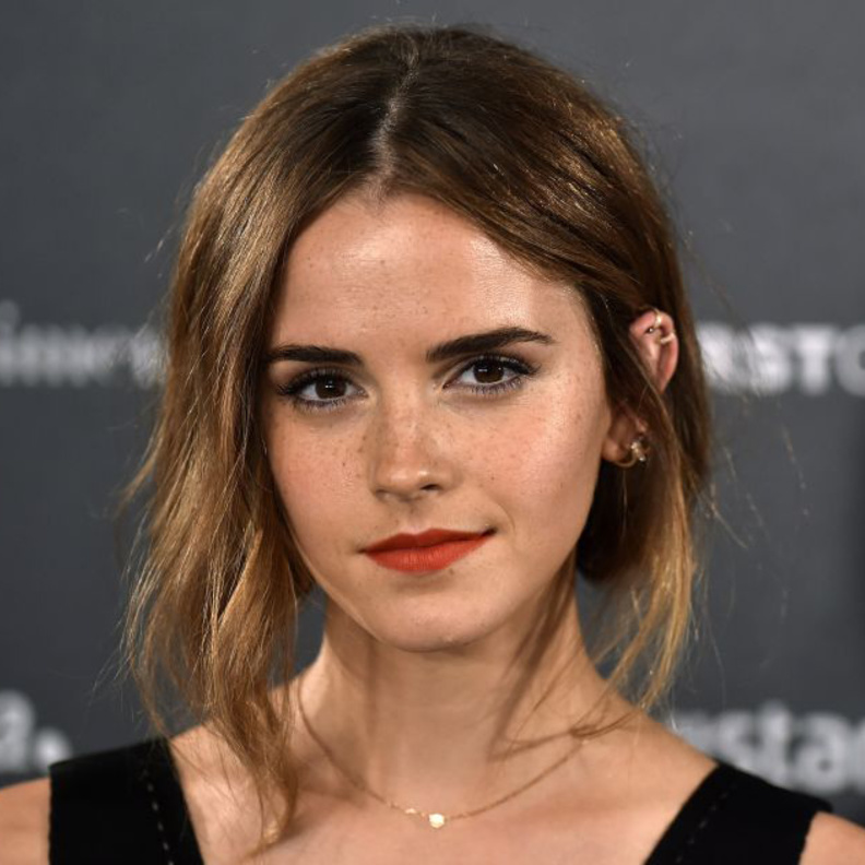 النجمة العالمية الشهيرة إيما واتسون