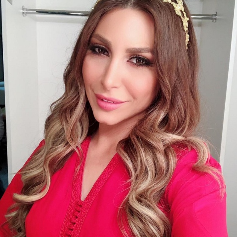 الفنانة يارا تطلب مساعدة جمهورها