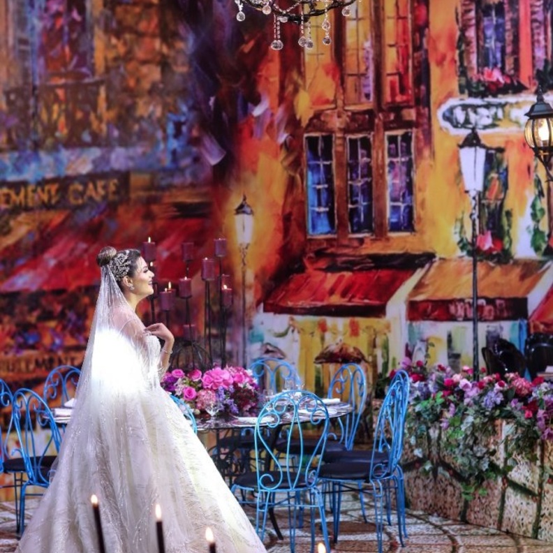 اكسسوارات الانارة تحاكي مقاهي باريس