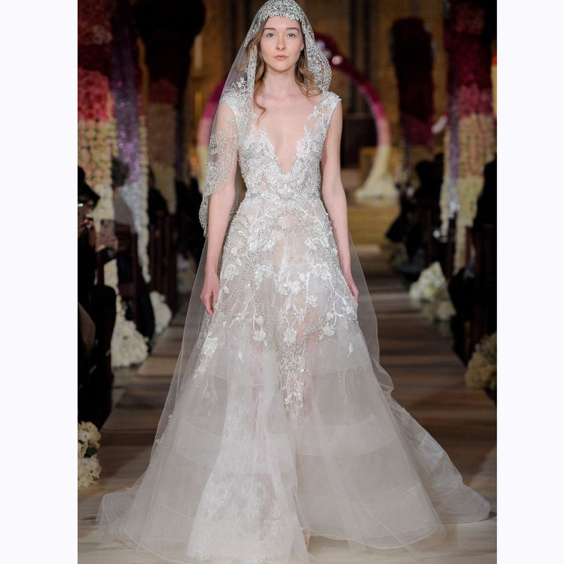 فساتين زفاف ريم عكرا من اسبوع الموضة العرائسي لصيف 2020 