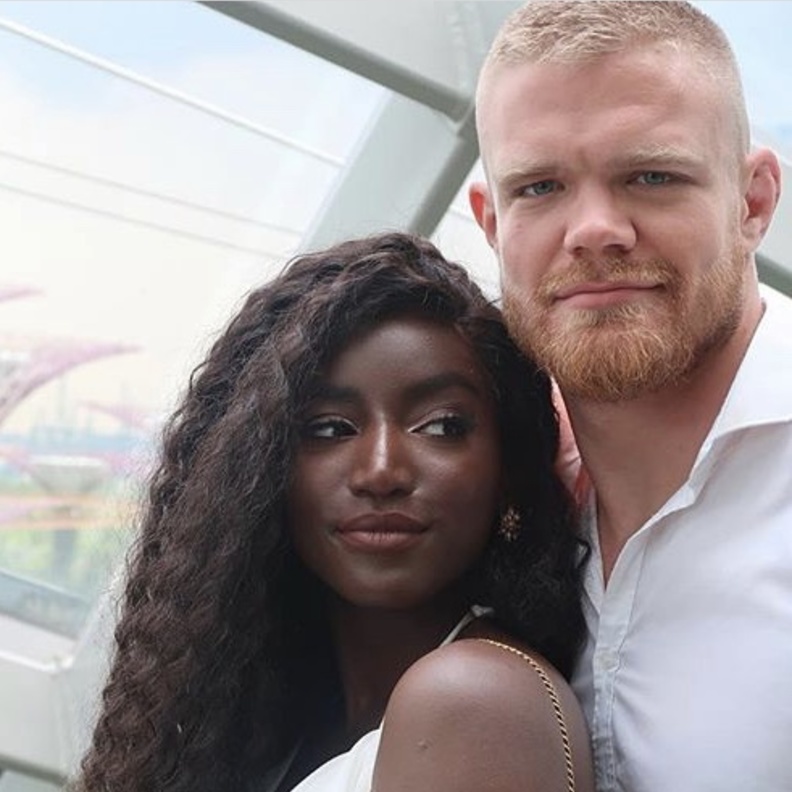 عبير سندر وزوجها