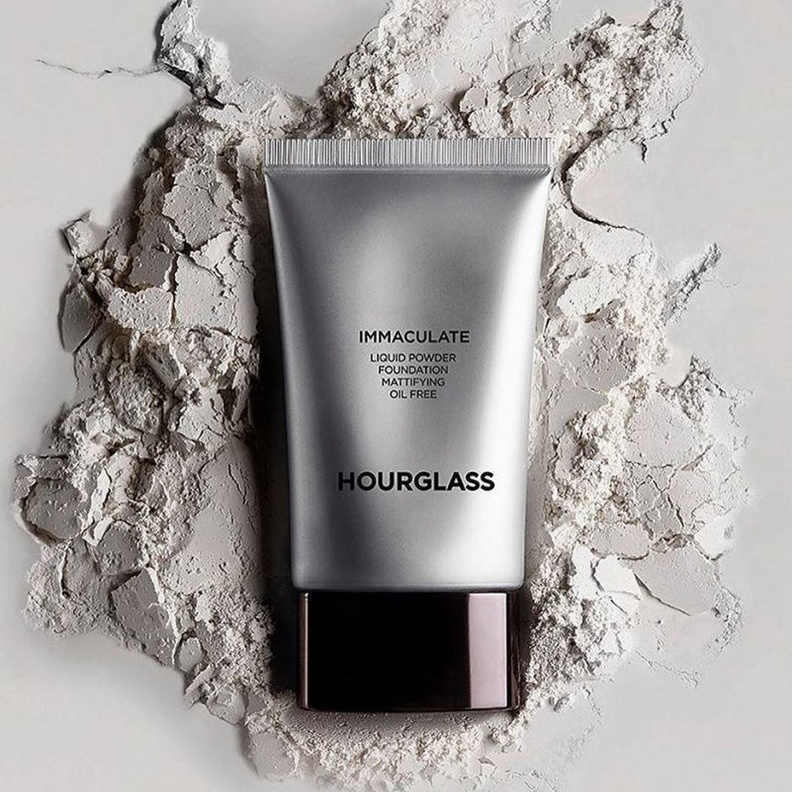 IMMACULATE® LIQUID POWDER FOUNDATION كريم الأساس المعجزة للبشرة الدهنية 