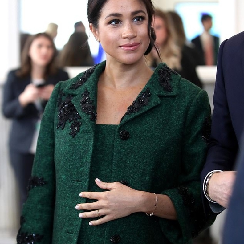 هل كشف دانيال مارتن عن موعد ولادة ميغان ماركل؟