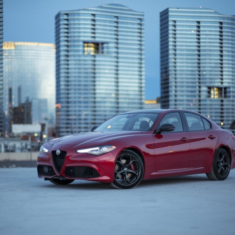 الفا روميو جوليتا 2019 من الداخل