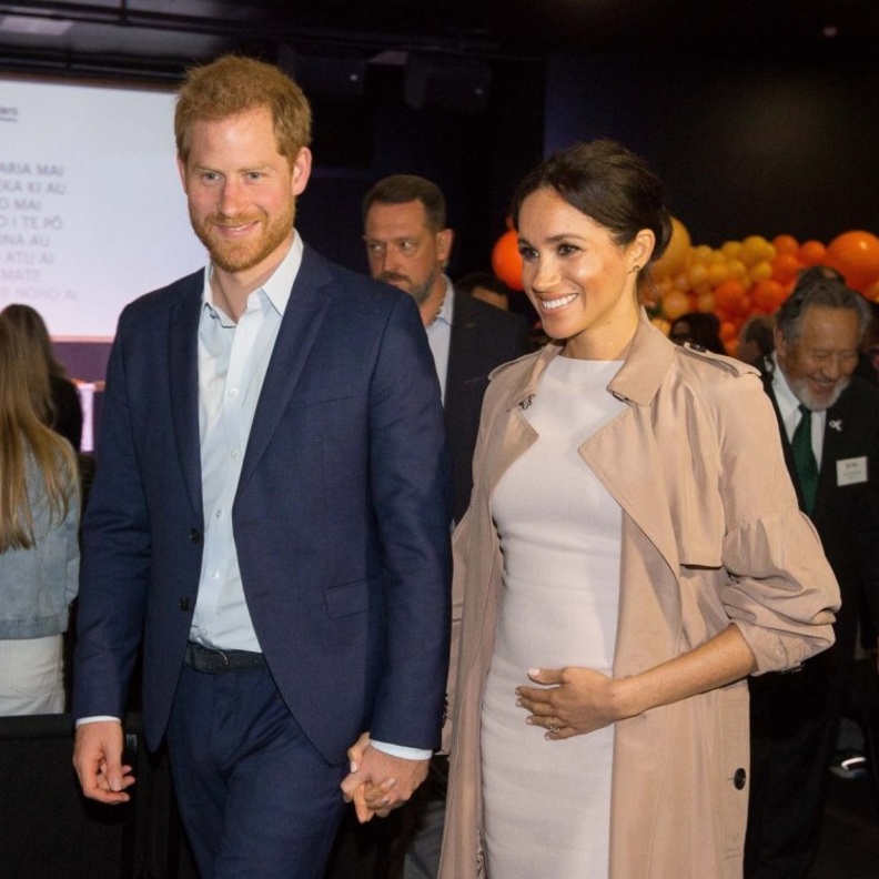  الأمير هاري وزوجته