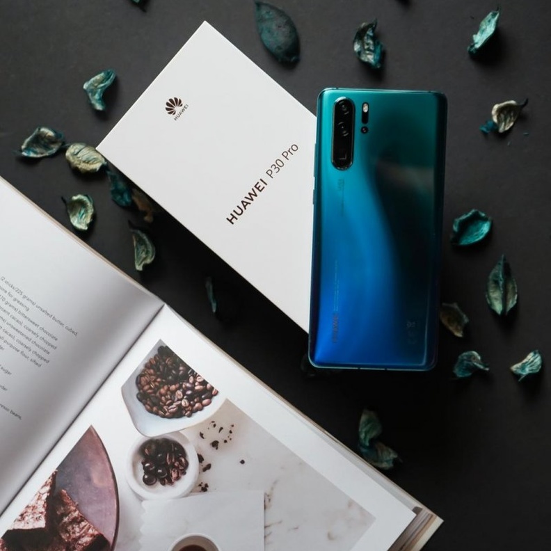 مراجعة الهاتف الذكي HUAWEI P30 Pro: جهاز غني بالمزايا مع كاميرا فائقة الأداء وبطارية قوية