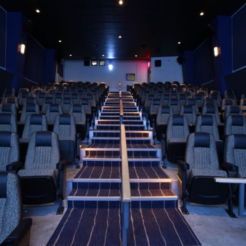 متحف نيو هامبشير التاريخي للمجتمع متحف عريق يعود تاريخ تأسيسه إلى عام 1823