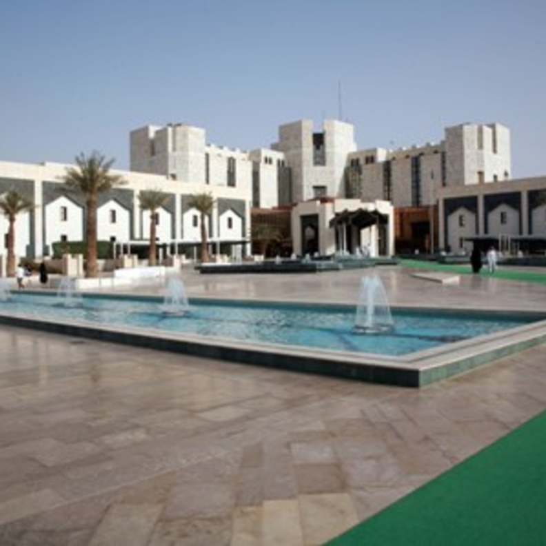 مستشفى الملك خالد التخصصي للعيون تطرح فرص عمل