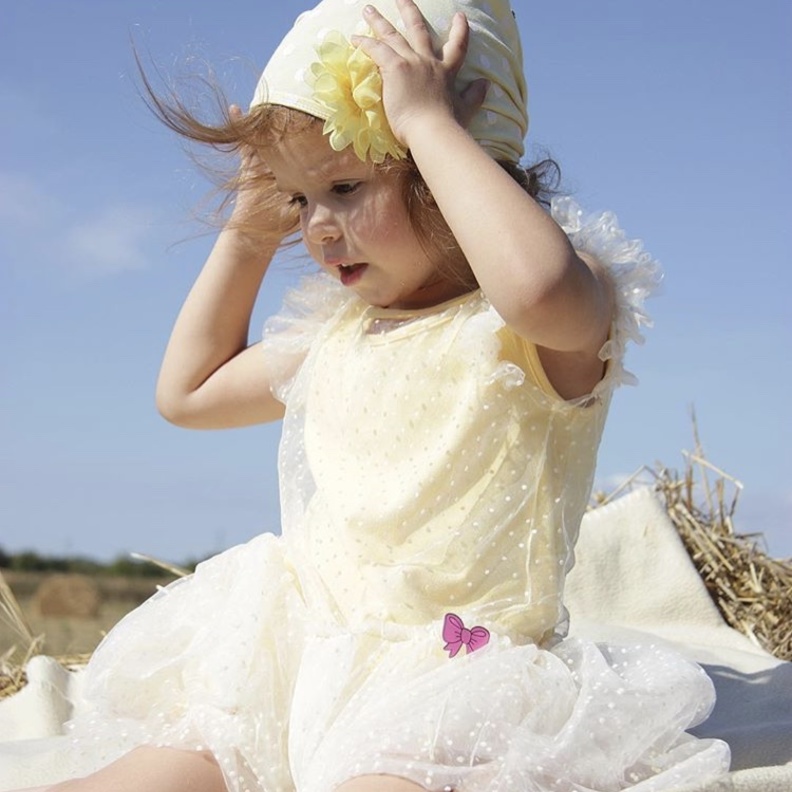 فساتين بنات بألوان الحلوى موضة ربيع 2019