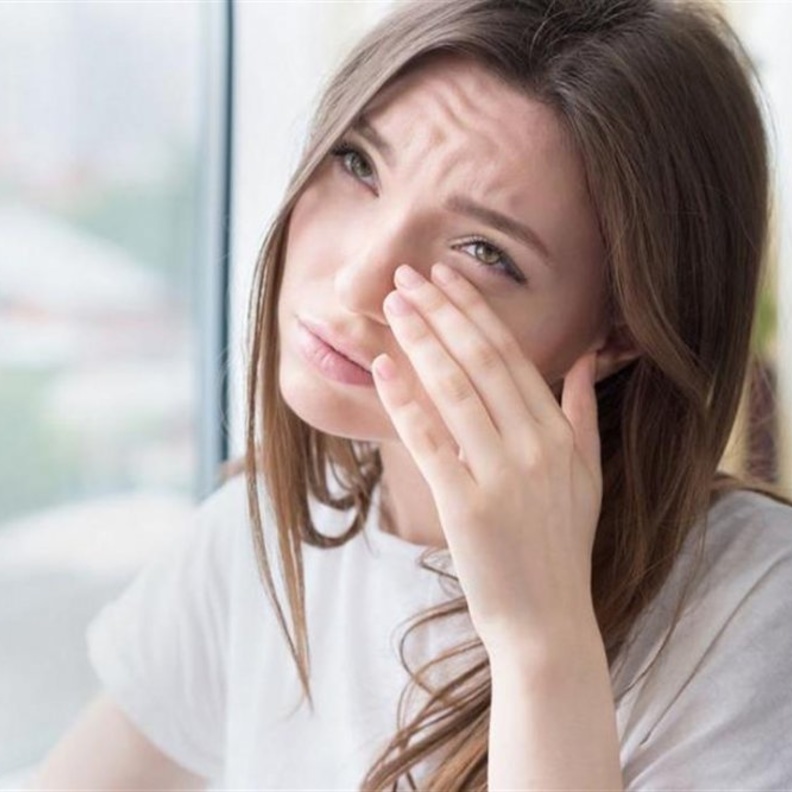 رعشة الجفن دلالة على التهابات العيون