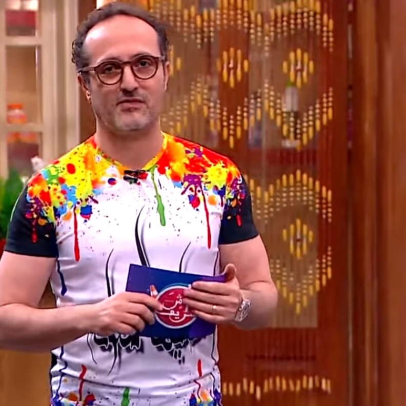 شريف فى أول ظهور له فى "شارع شريف"