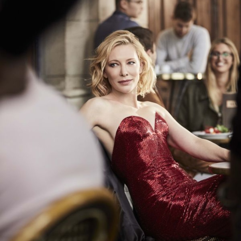 عطر Sì الأيقوني.. للمرأة الحرّة والمستقلة والجريئة