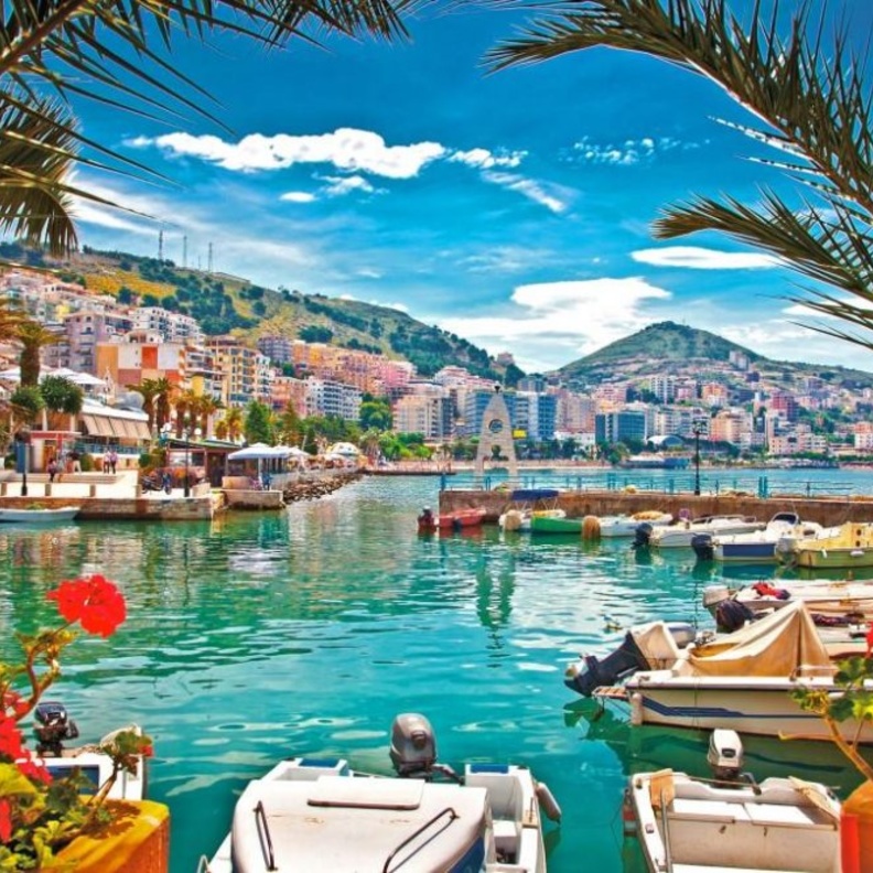 أجواء ممتعة في ألبانيا