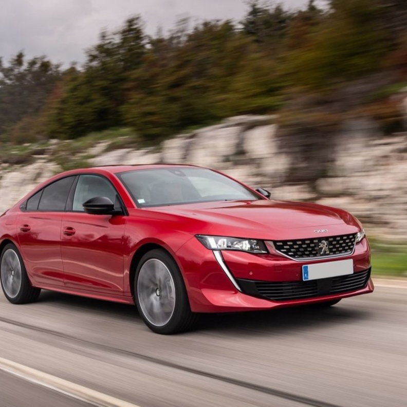 أعلنت شركة بيجو عن وصول الجيل الأحدث من سيارتها "508"