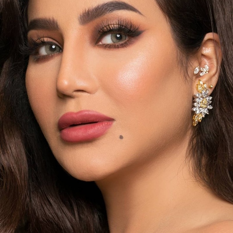 لجين وأسيل عمران تتفقان على الإطلالات الجمالية الناعمة