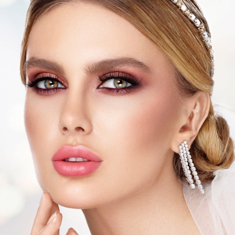  عمل تاتو الحواجب للعروس قبل الزفاف