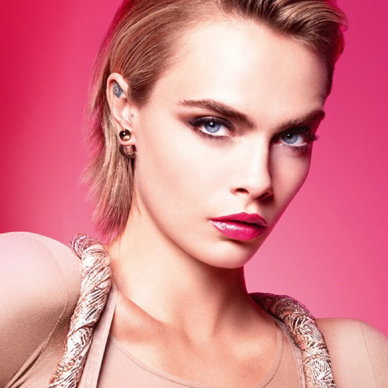  DIOR ADDICT STELLAR SHINE.. تألّقي باللون الزهريّ