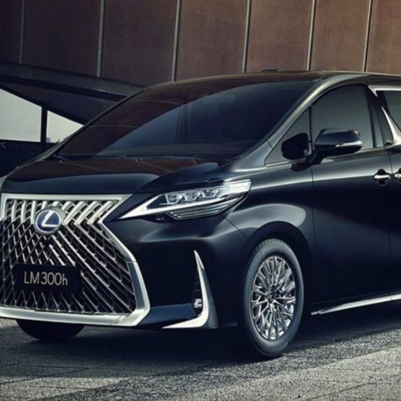 سيارة لكزس الجديدة
