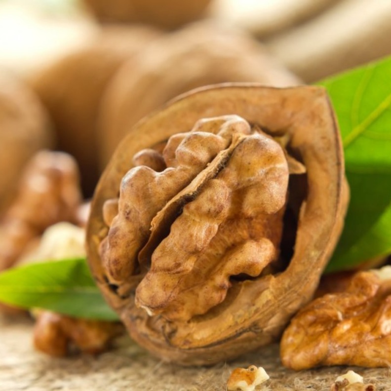  فوائد الجوز لانقاص الوزن