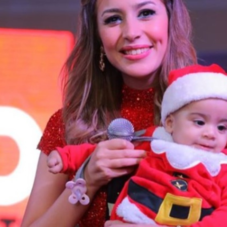 جنات فى أحد حفلاتها