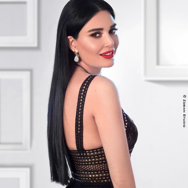 سيرين عبد النور تمدح تيم حسن