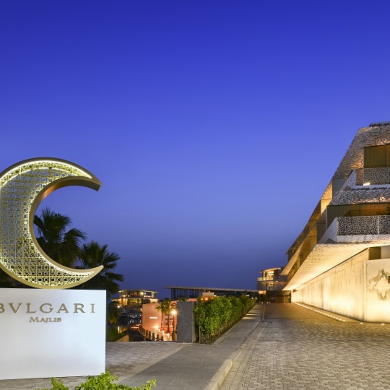 منتجع بولغري في دبي يحتفل بالشراكة بين منظمة "أنقذوا الأطفال" ودار بولغري