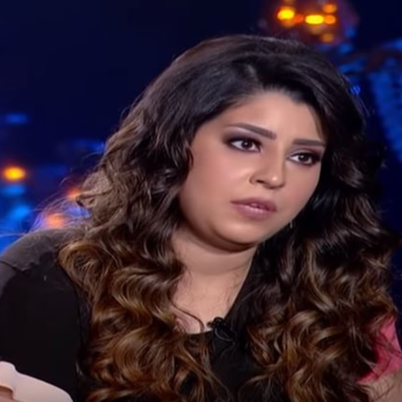 ايتن عامر تبكي فى "شيخ الحارة"