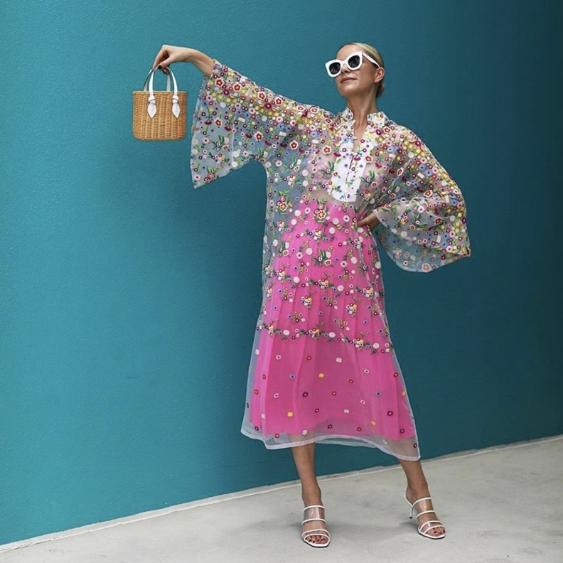 اختيار القطع بلونين متجانسين