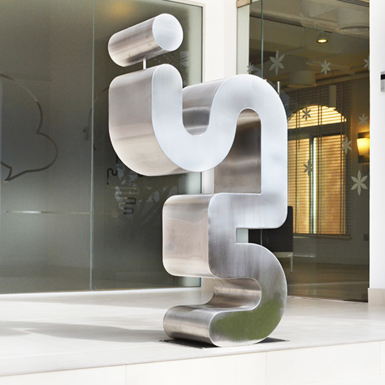 مذكرة تفاهم بين in5  ودبي للمستقبل لتوفير لبيئة مناسبة لتأسيس الأعمال بدبي والإمارات