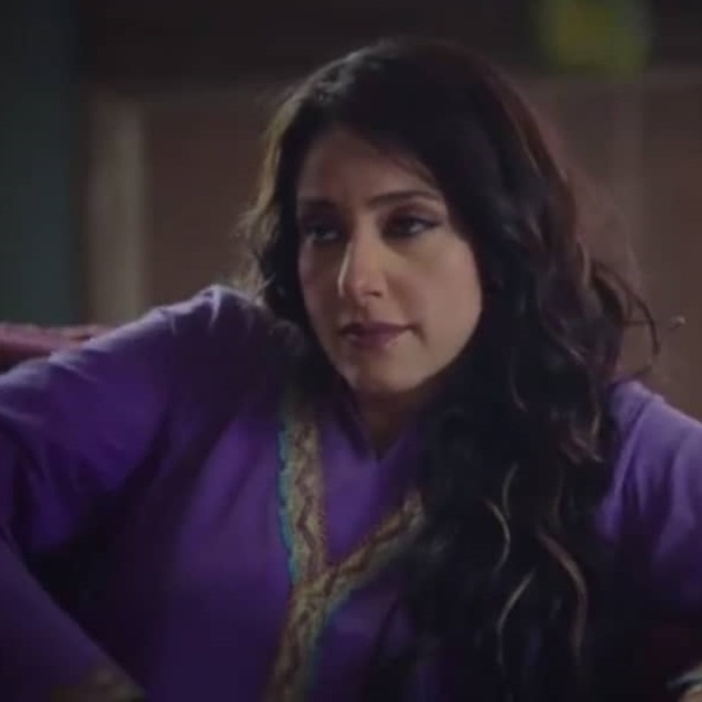 مسلسل لمس أكتاف