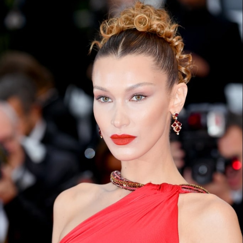 أحمر شفاه قوي ومات من Blanca Padilla