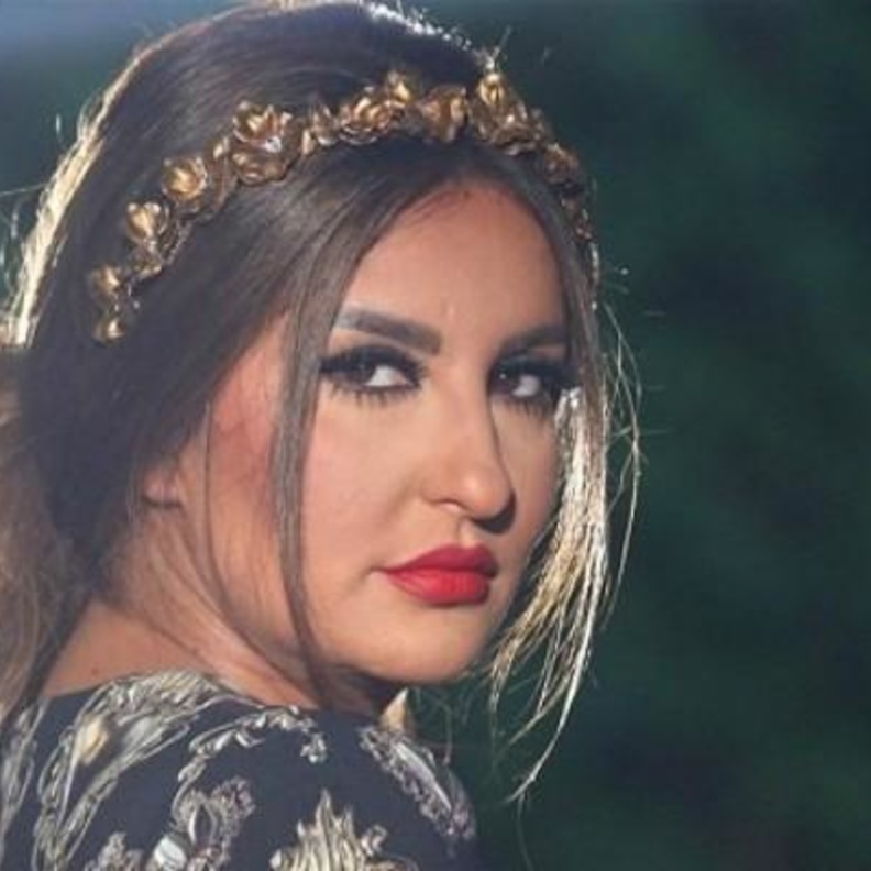 شذى حسون في رامز في الشلال