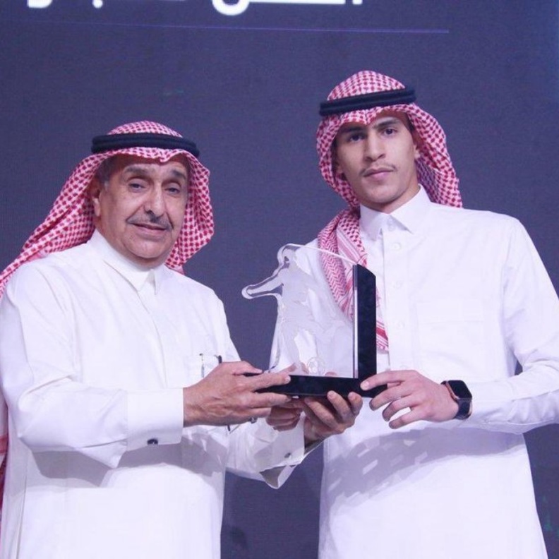 توزيع جوائز الموسم الرياضي في السعودية