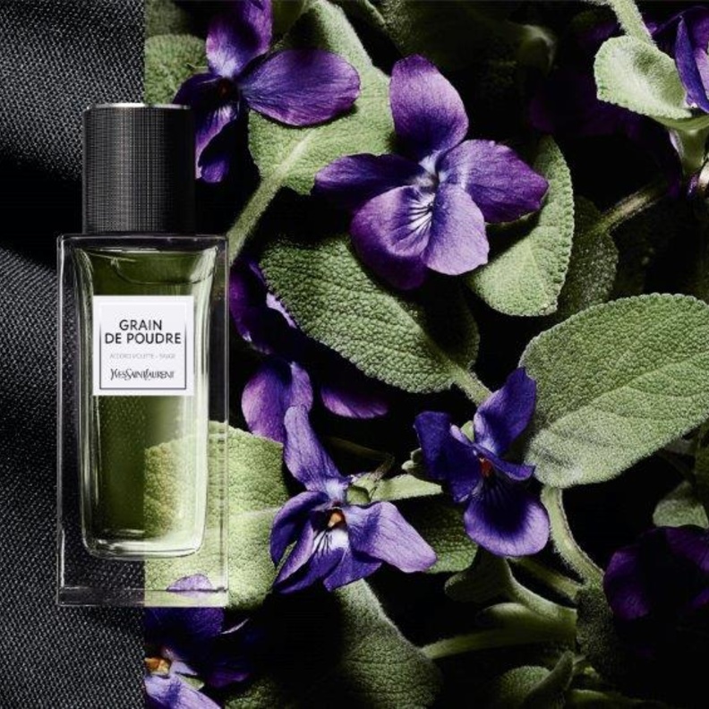 تمتعي بالأثر العطريّ الفريد لـ Grain De Poudre من YSL Beauté