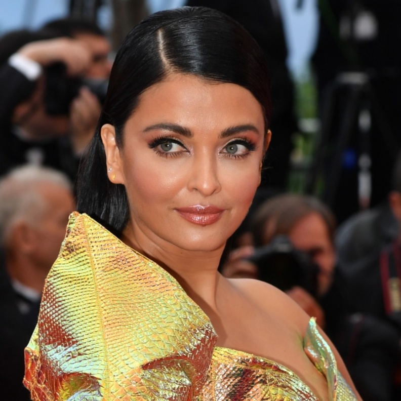  نجمة بوليوود اشواريا راي سحرت الانظار في مهرجان كان 2019