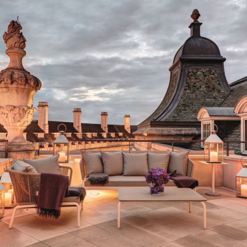 فندق "كافيه رويال" اللندني