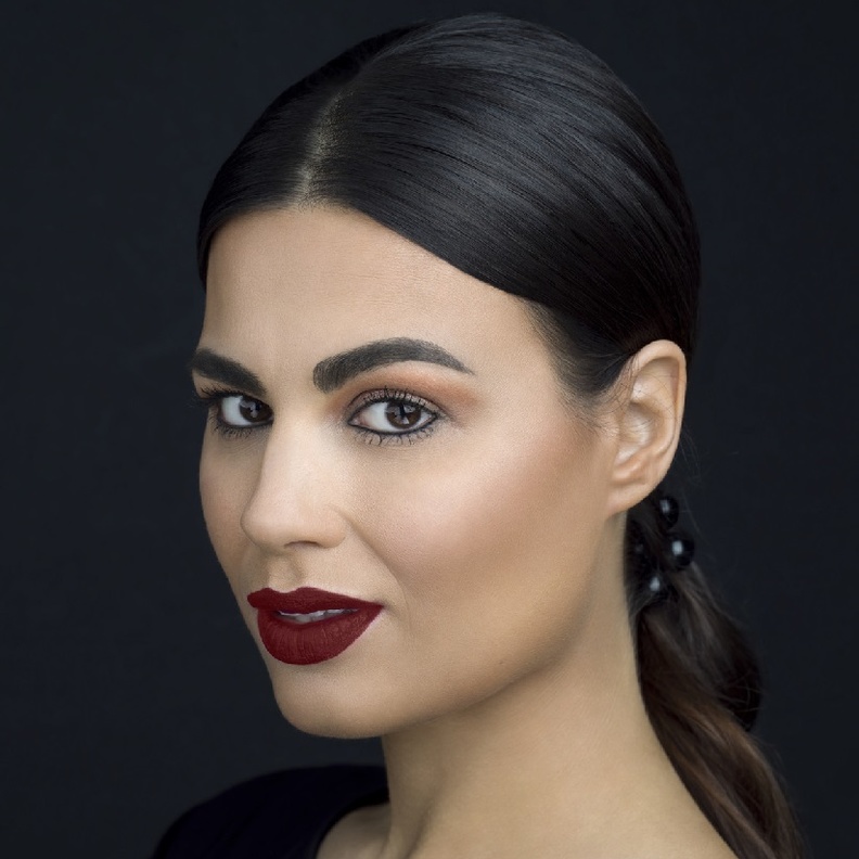 Hourglass مستحضرات طبيعية وخيار مثالي للمرأة العربية