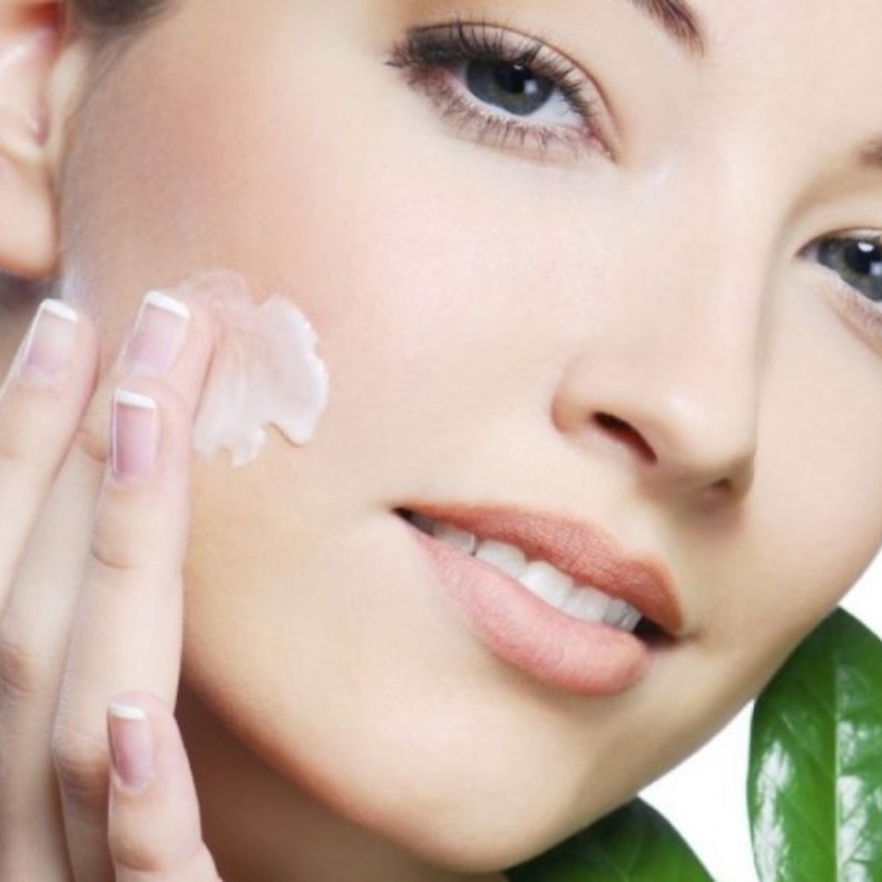 طرق استخدام زبدة الشيا لاخفاء جميع عيوب البشرة