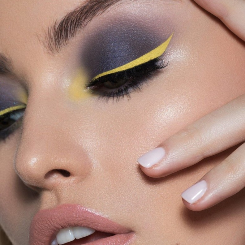 أجمل طرق وضع مكياج أصفر