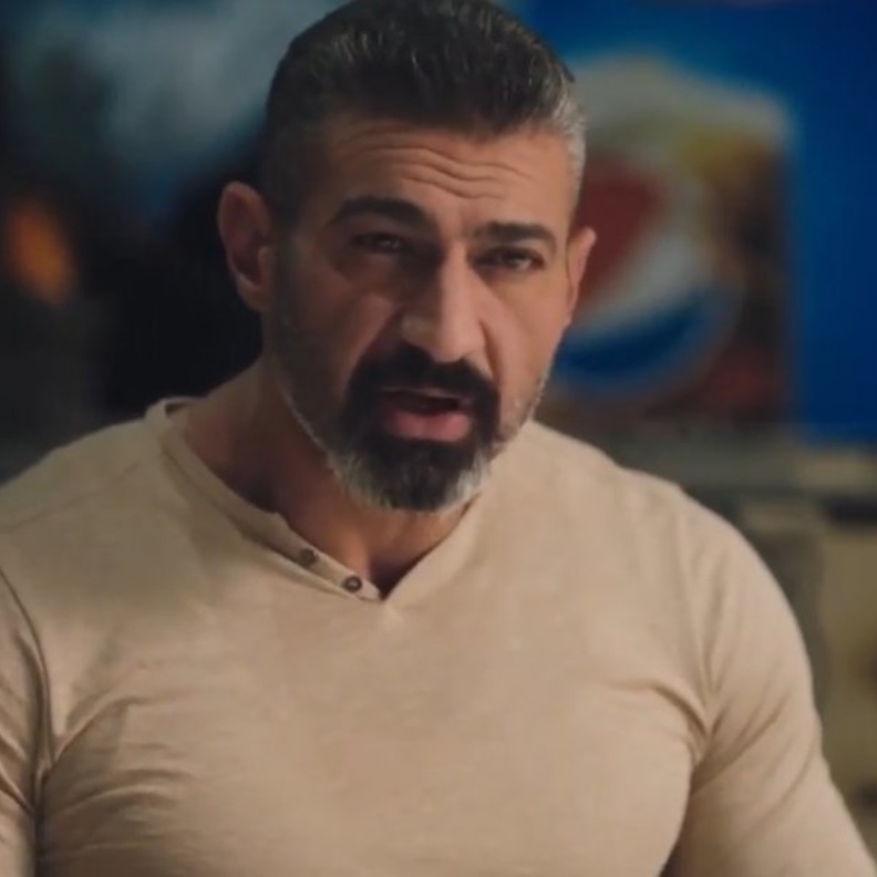 مسلسل "لمس اكتاف"