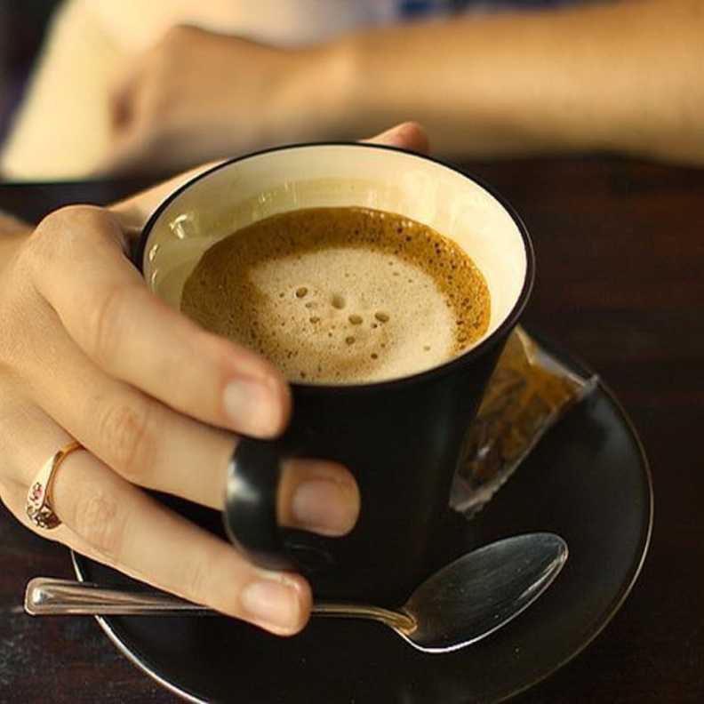 الإفراط في شرب القهوة خطر على الصحة