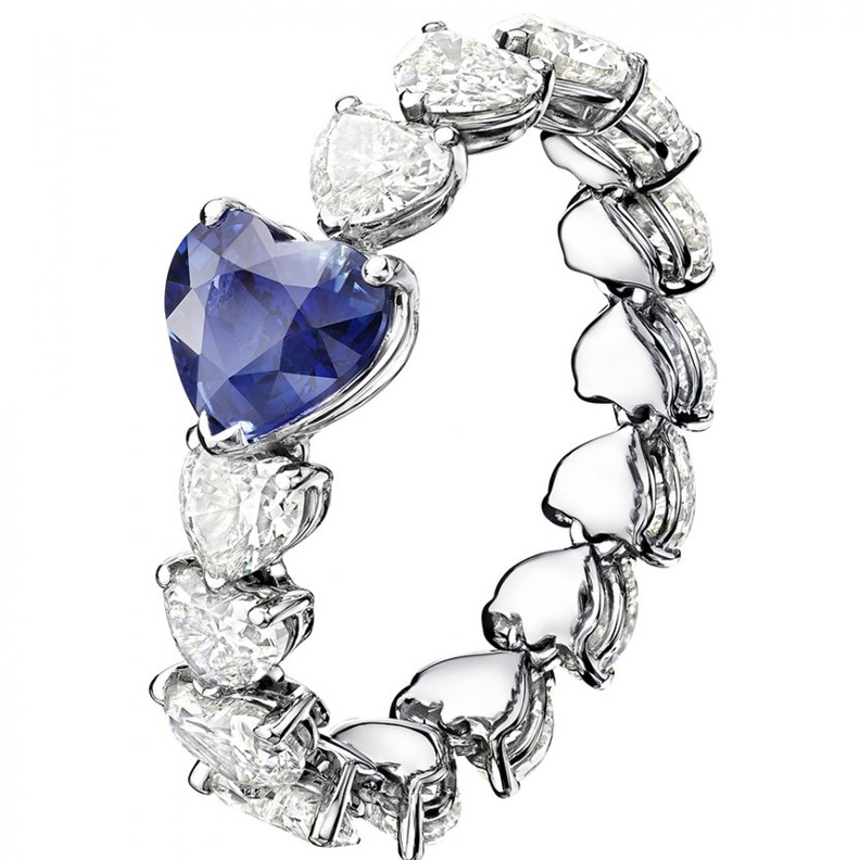 خواتم زفاف على شكل قلب من دار Cartier