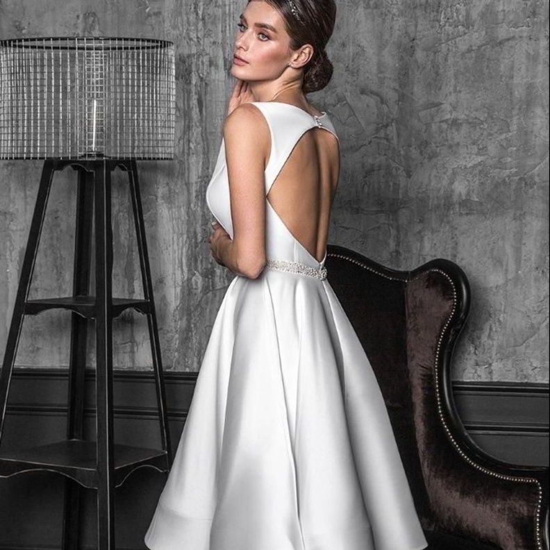 فستان من danielle frankel 