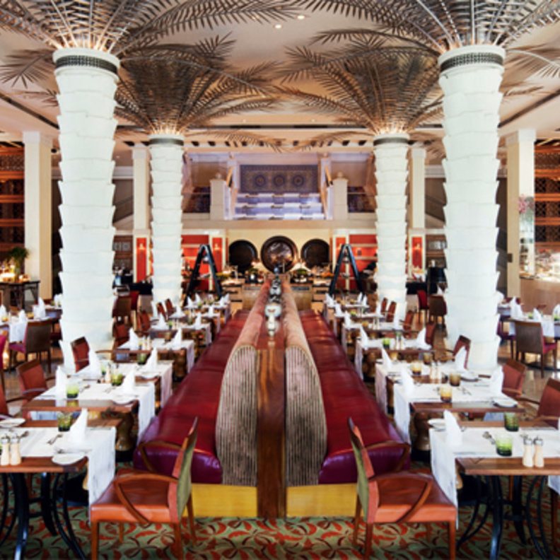 مجموعة متنوعة من الخيارات لدى مطعم اربوريتم