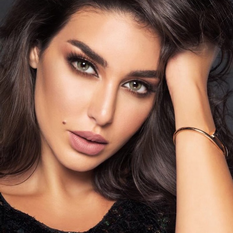 اي مكياج ستختارين لعيد الفطر 2019؟