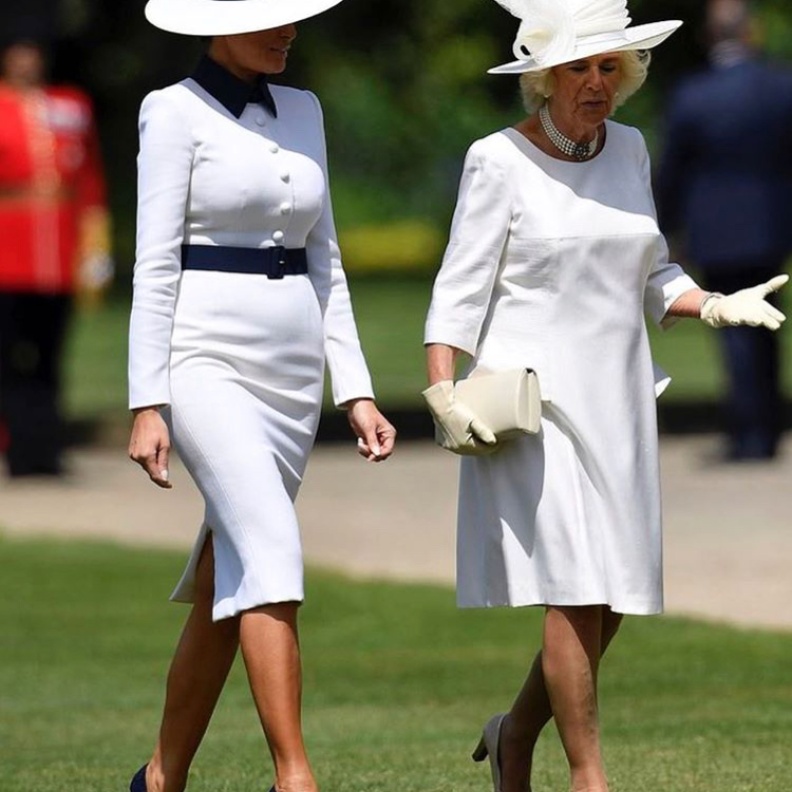 أناقة الأبيض تجمع كاميلا زوجة الأمير تشارلز وميلانيا زوجة الرئيس ترامب خلال زيارتهما الرسمية إلى بريطانيا اليوم