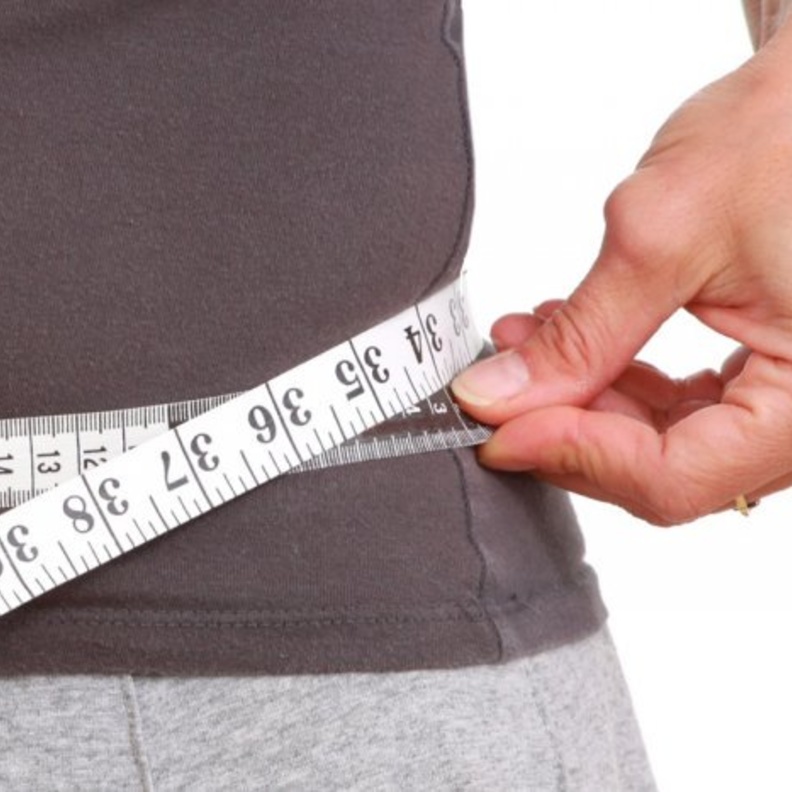 علاج الكرايو يساعد على إعادة تشكيل ملامح الجسم وقتل الخلايا للأنسجة الدهنية تحت الجلد