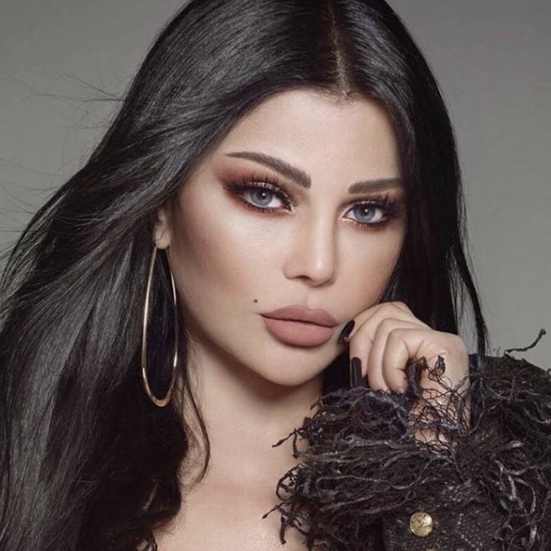 هيفاء وهبي بأحدث اطلالة مكياج بأنامل الاء الدشتي